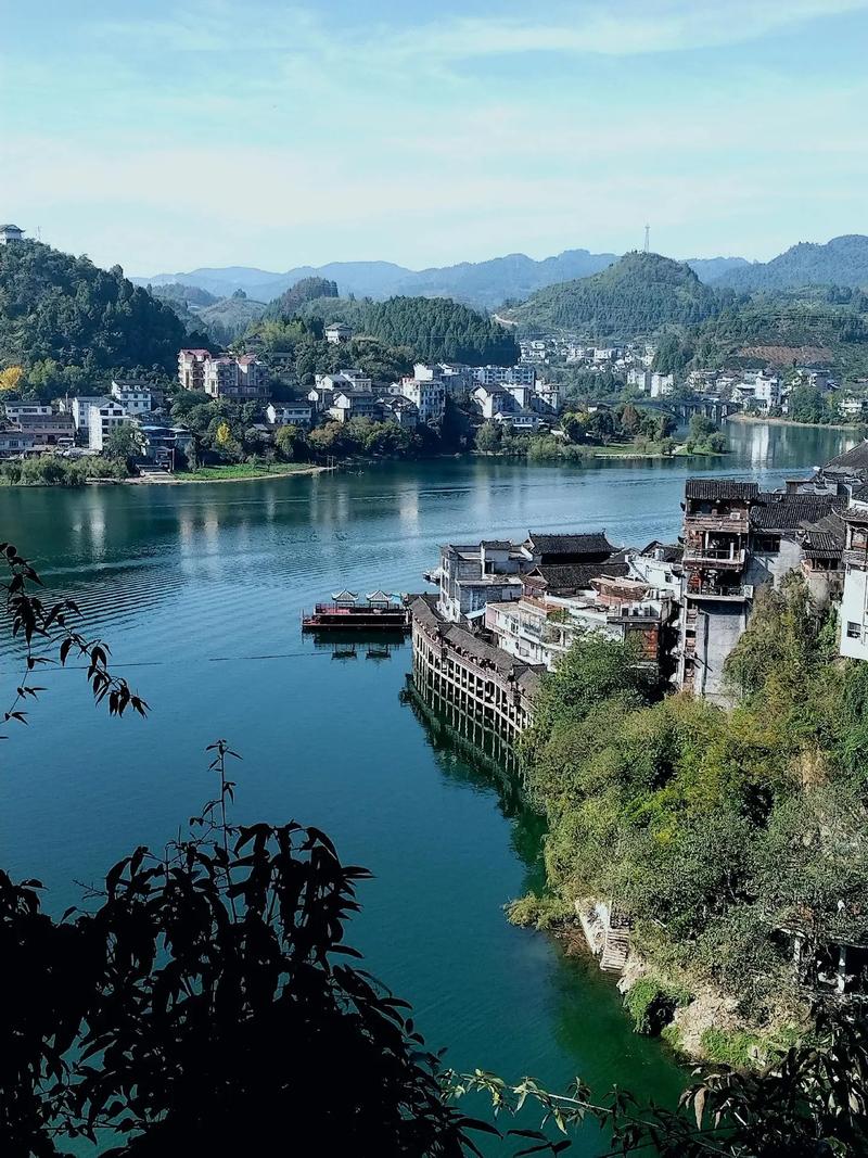 张家界旅游多少钱？2026价格参考